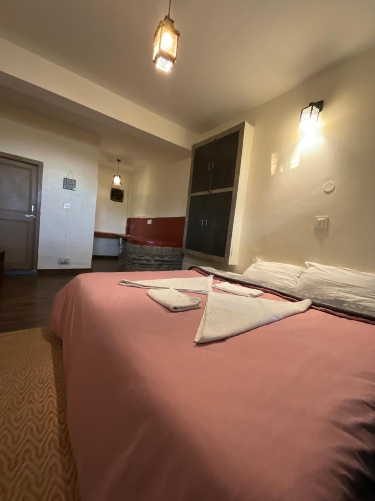 Utopia Hostels Dharamkot Mcleodganj Dharamshala Luaran gambar