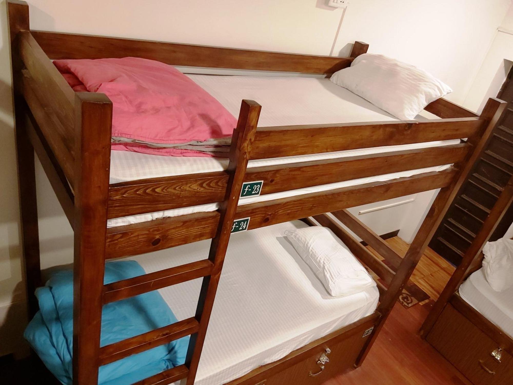 Utopia Hostels Dharamkot Mcleodganj Dharamshala Luaran gambar